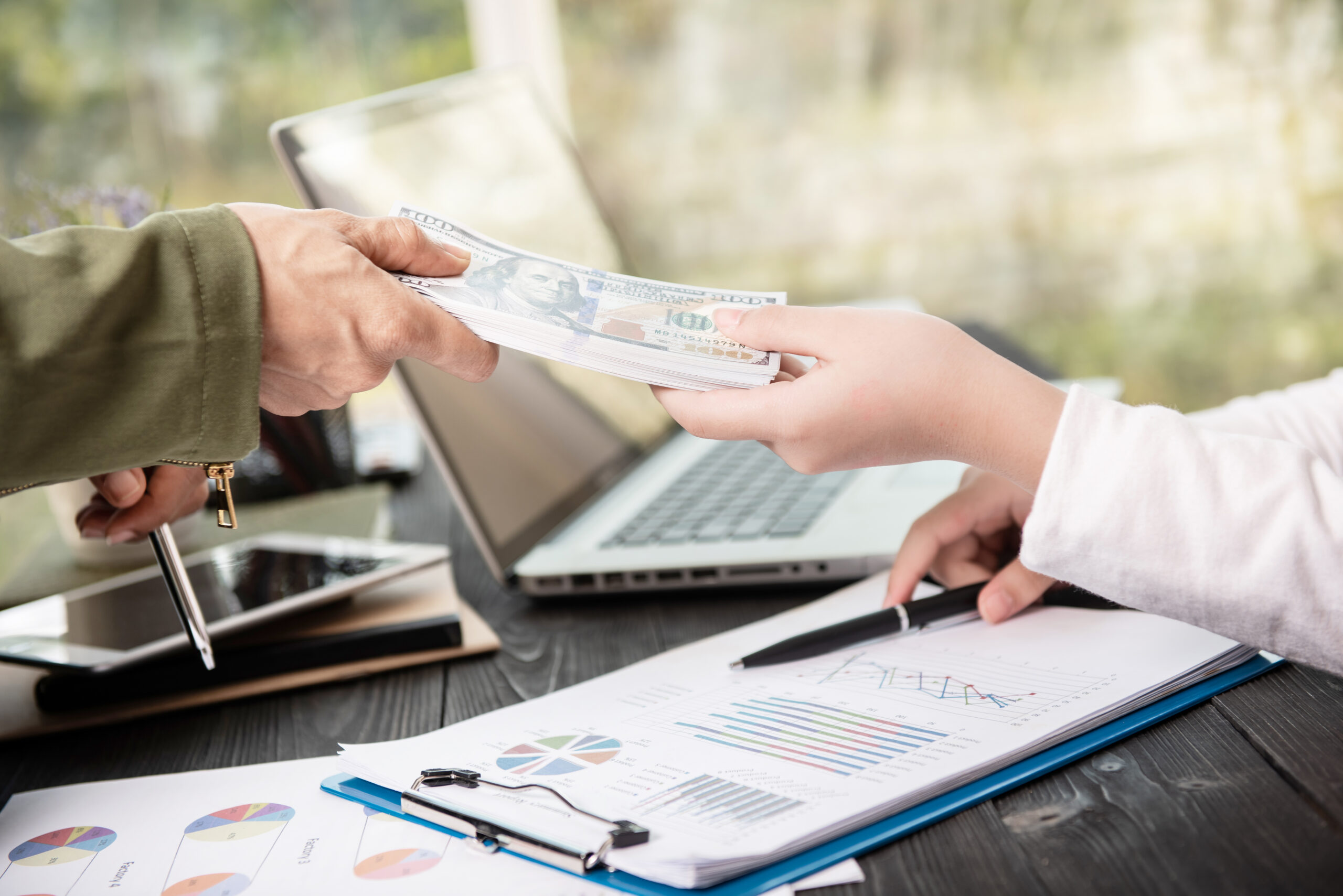 This U.S. Based Banking Firm Achieved 33% Loan Volume Growth with a Consultative Sales Approach and Interpersonal Versatility